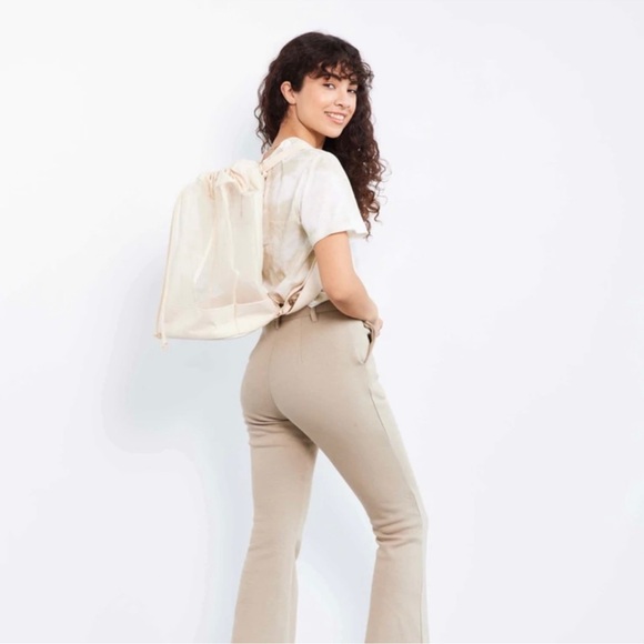 BEIS The High-brid Mesh Backpack in Beige - Picture 4 of 15